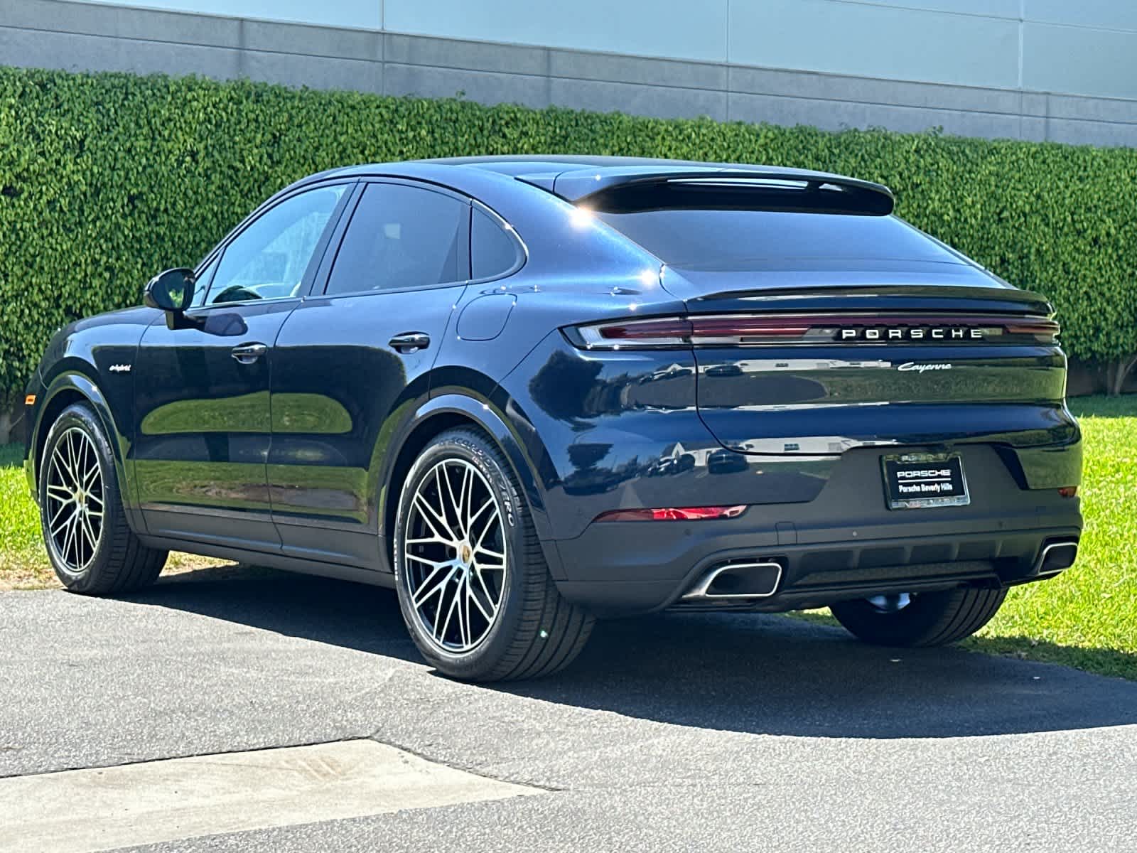2026 Porsche Cayenne E-Hybrid Coupe