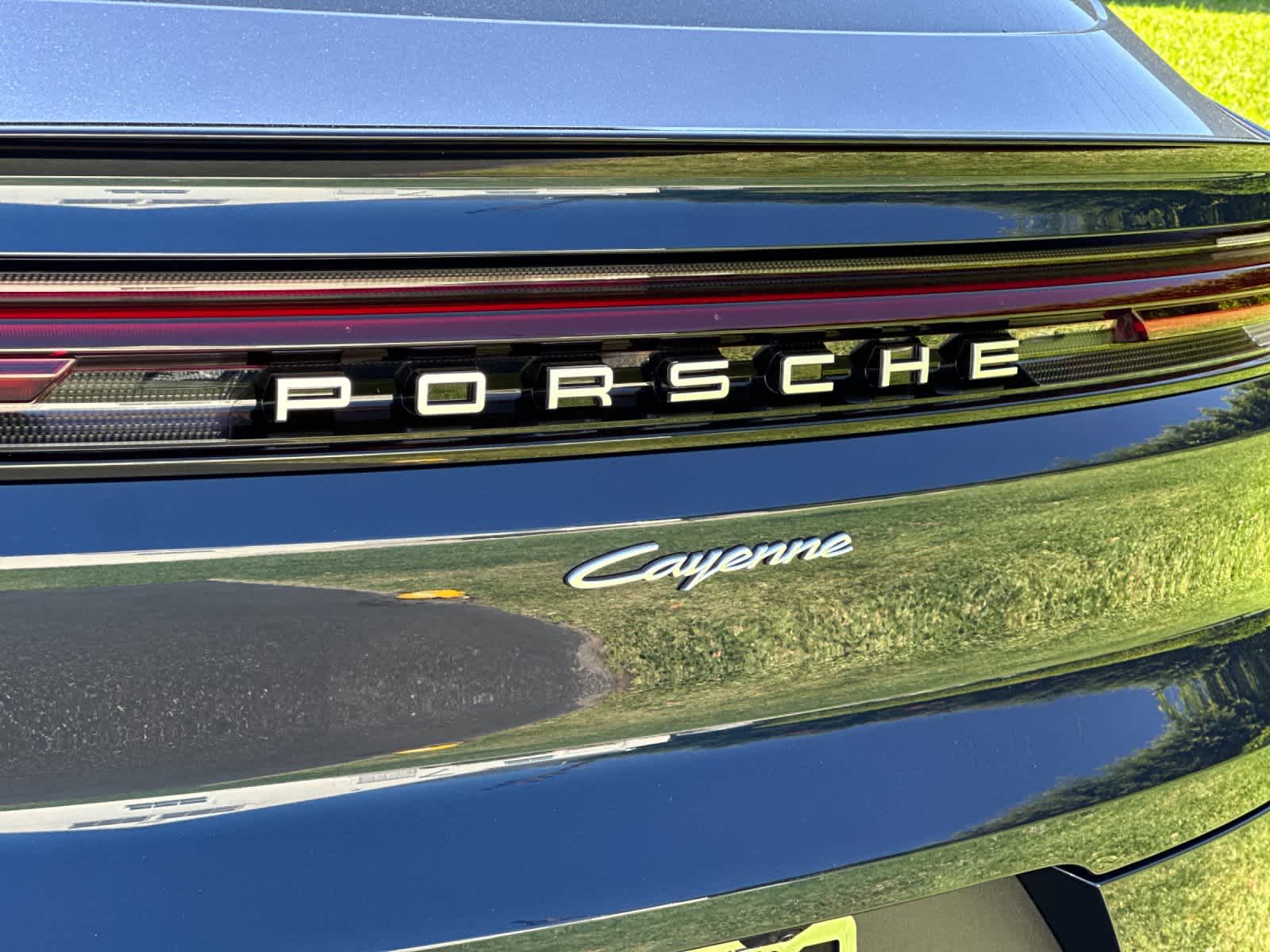 2026 Porsche Cayenne E-Hybrid Coupe
