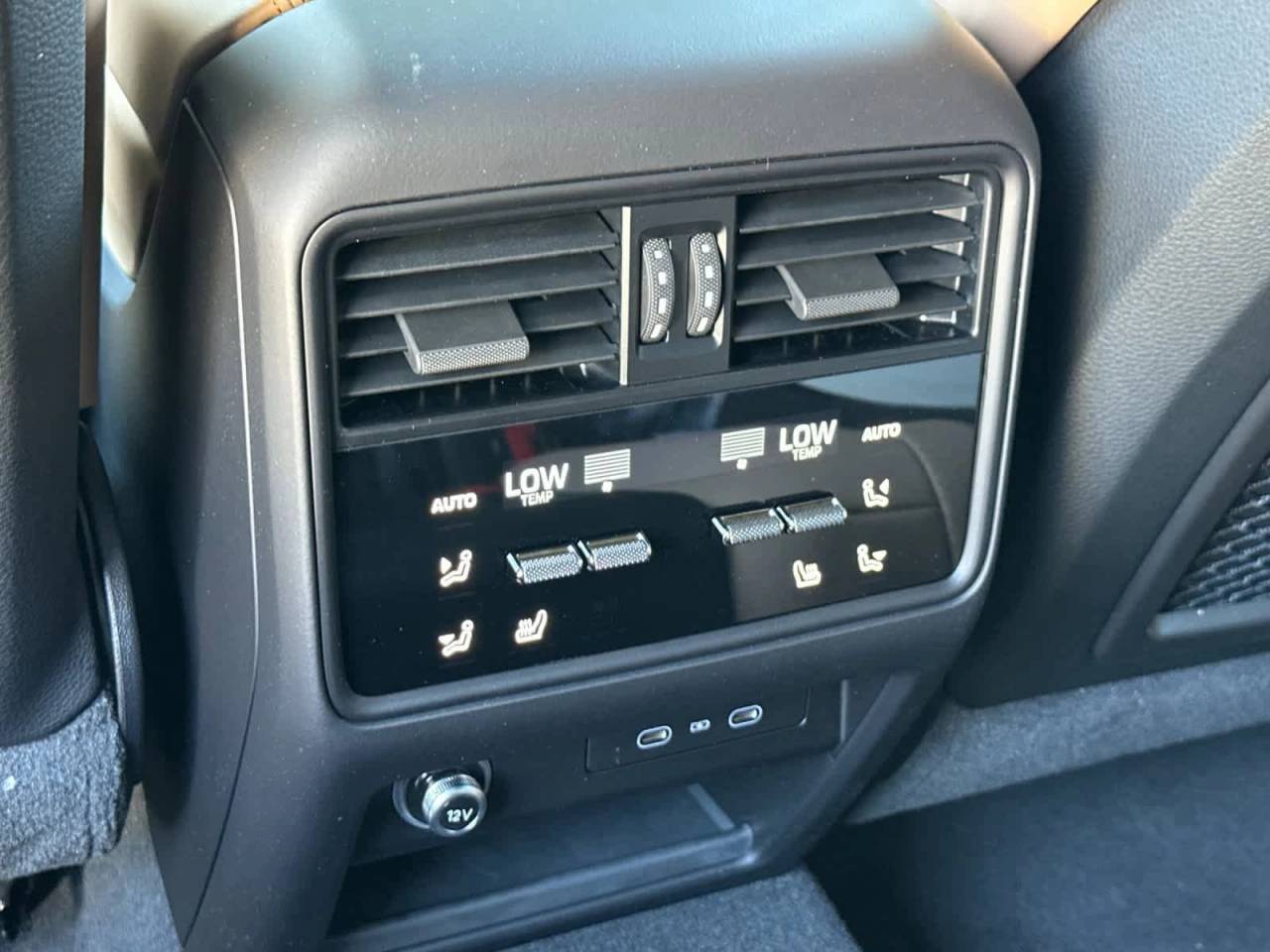 2026 Porsche Cayenne E-Hybrid Coupe