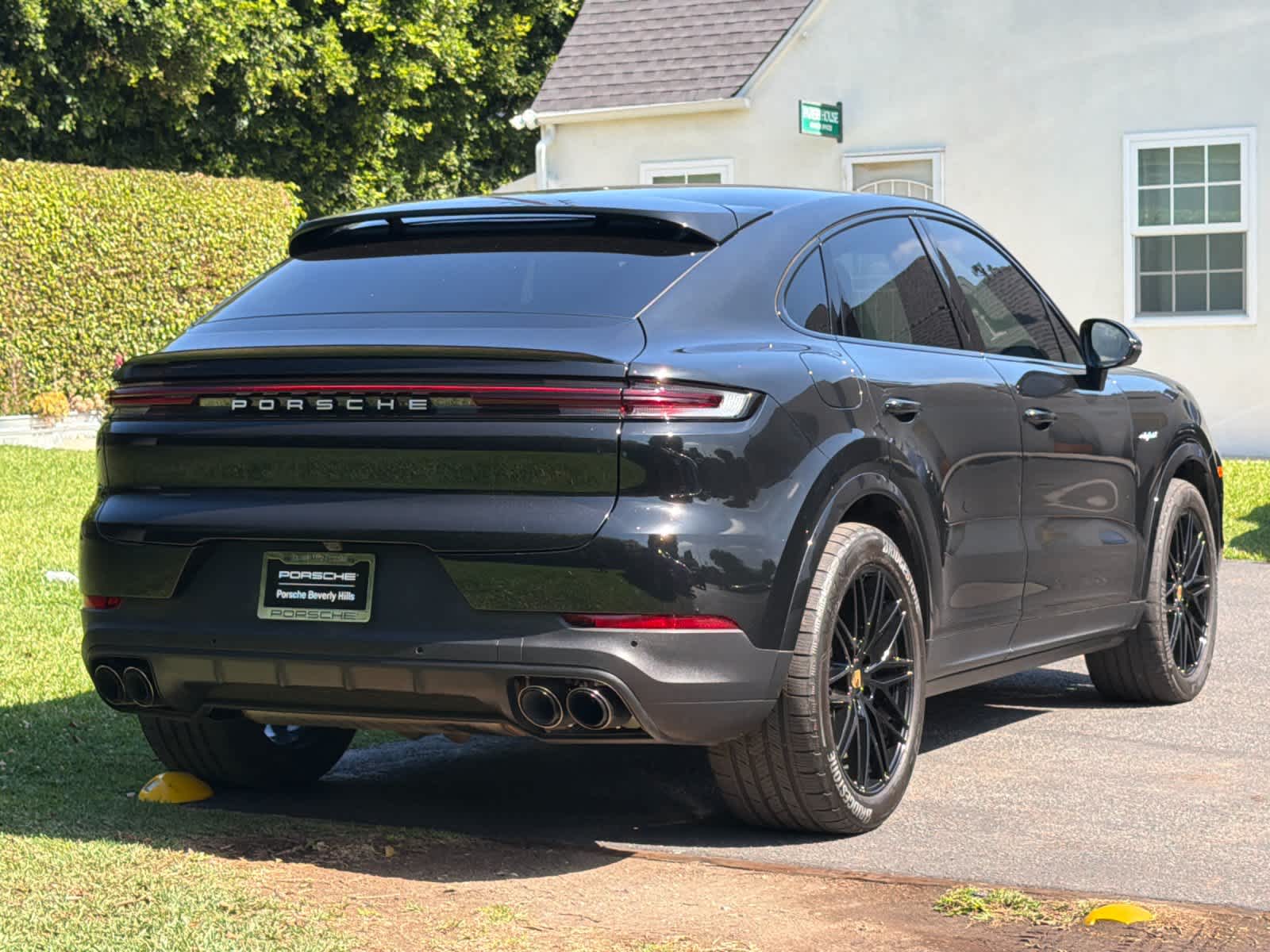 2024 Porsche Cayenne Cayenne E-Hybrid Coupe