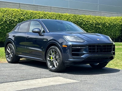 2024 Porsche Cayenne E-Hybrid Coupe