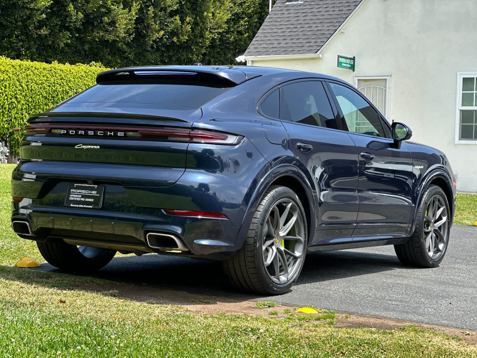 2024 Porsche Cayenne E-Hybrid Coupe