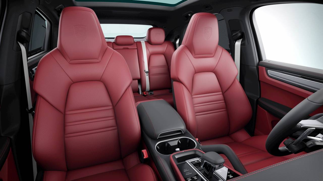 2023 Porsche Cayenne E-Hybrid Coupe Platinum Edition