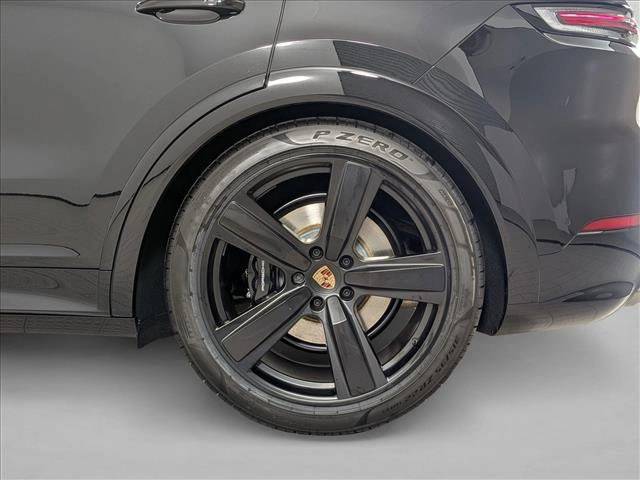 2026 Porsche Cayenne GTS Coupe