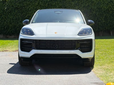 2026 Porsche Cayenne Cayenne GTS Coupe