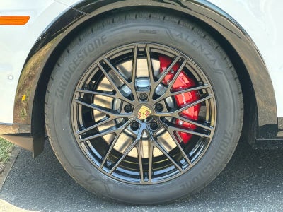 2026 Porsche Cayenne Cayenne GTS Coupe