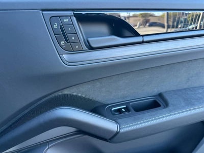 2026 Porsche Cayenne GTS Coupe