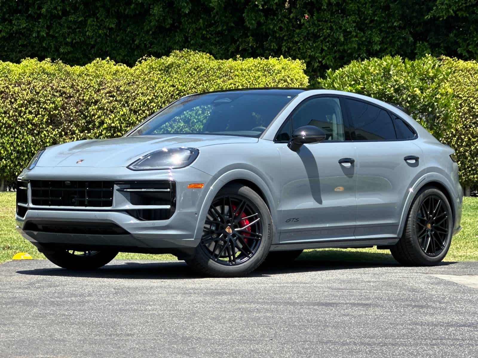 2026 Porsche Cayenne Cayenne GTS Coupe