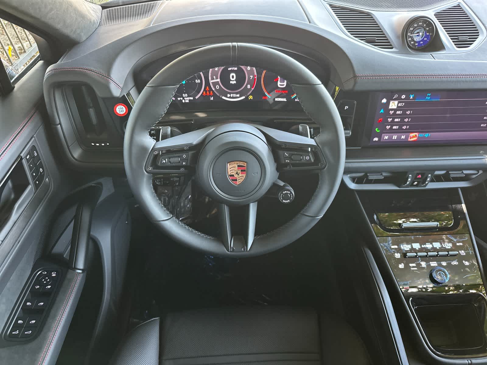 2026 Porsche Cayenne Cayenne GTS Coupe