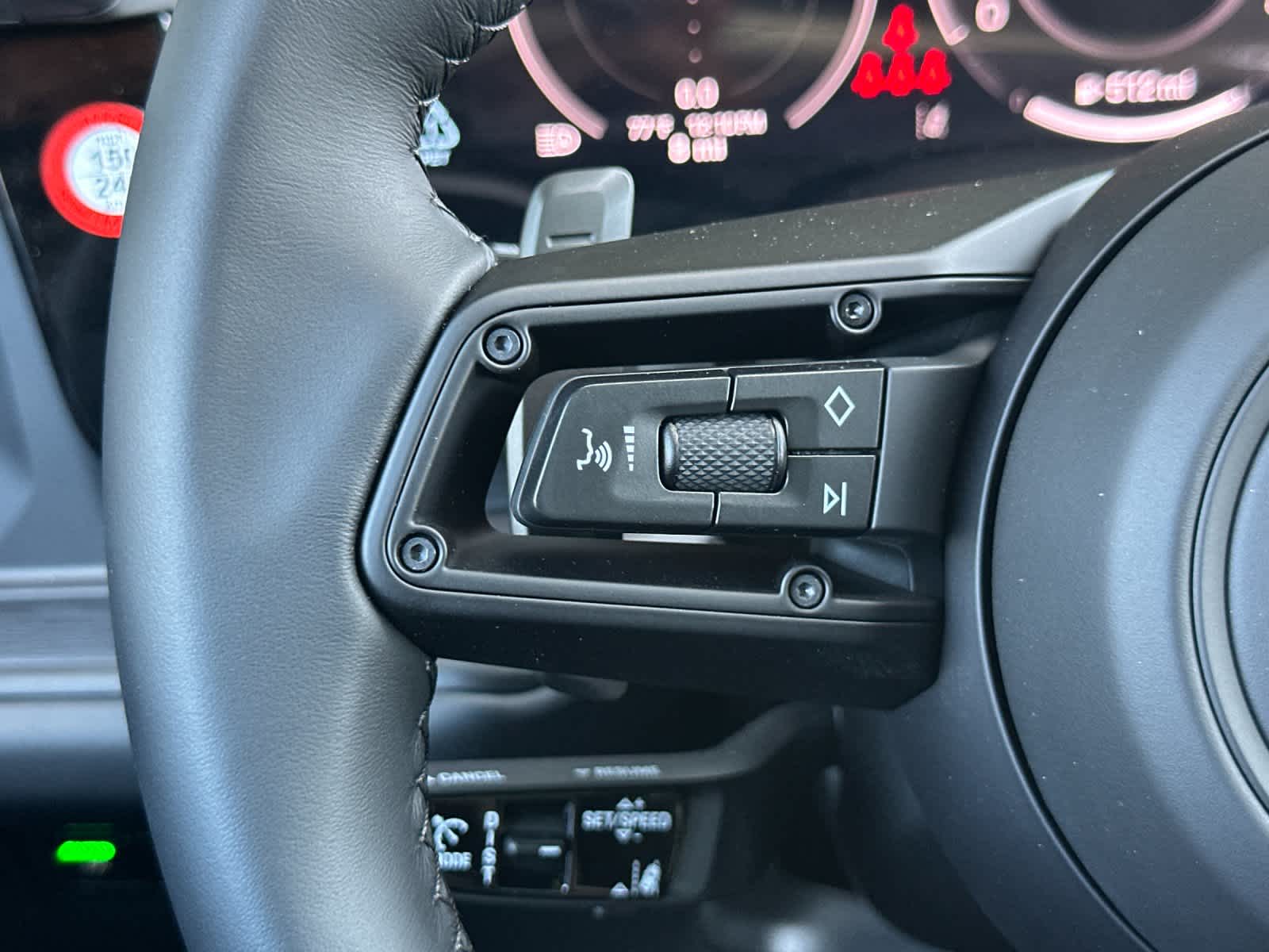 2026 Porsche Cayenne Cayenne GTS Coupe