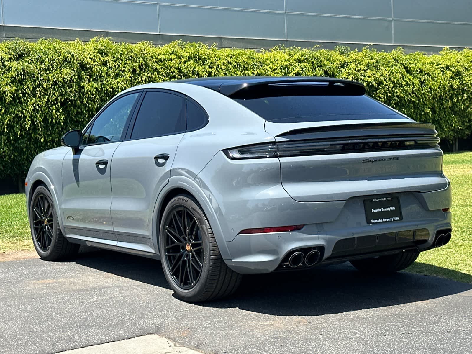 2026 Porsche Cayenne Cayenne GTS Coupe