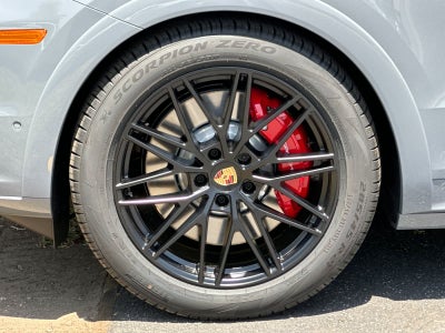 2026 Porsche Cayenne Cayenne GTS Coupe