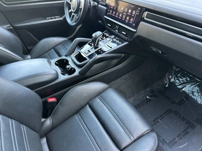 2023 Porsche Cayenne GTS Coupe