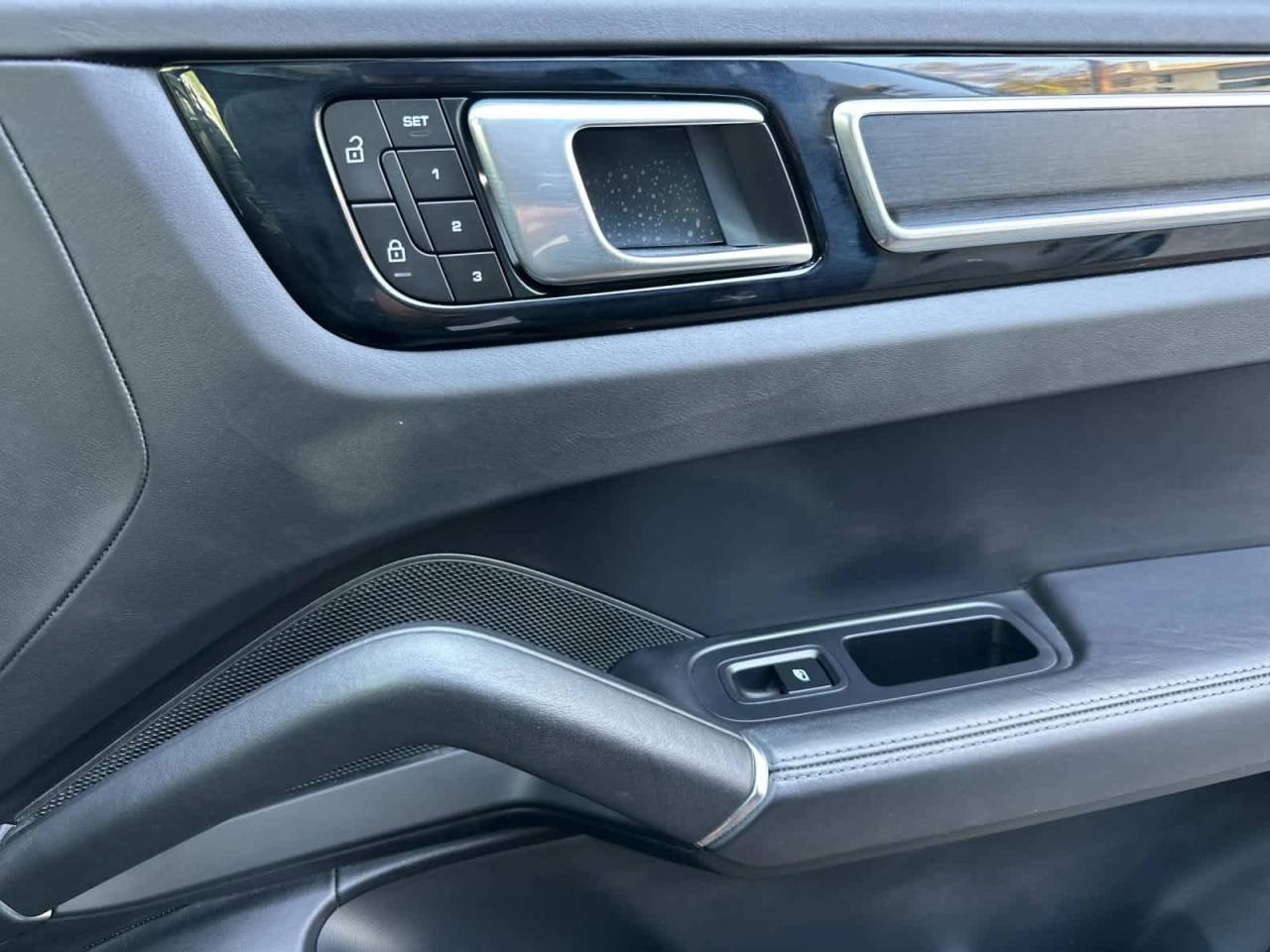 2023 Porsche Cayenne GTS Coupe