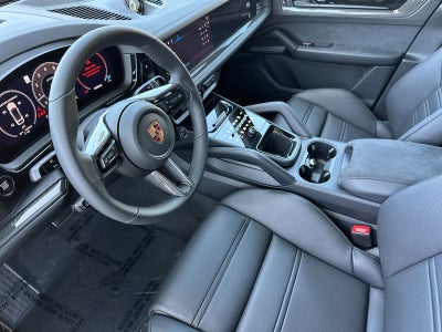 2026 Porsche Cayenne GTS Coupe