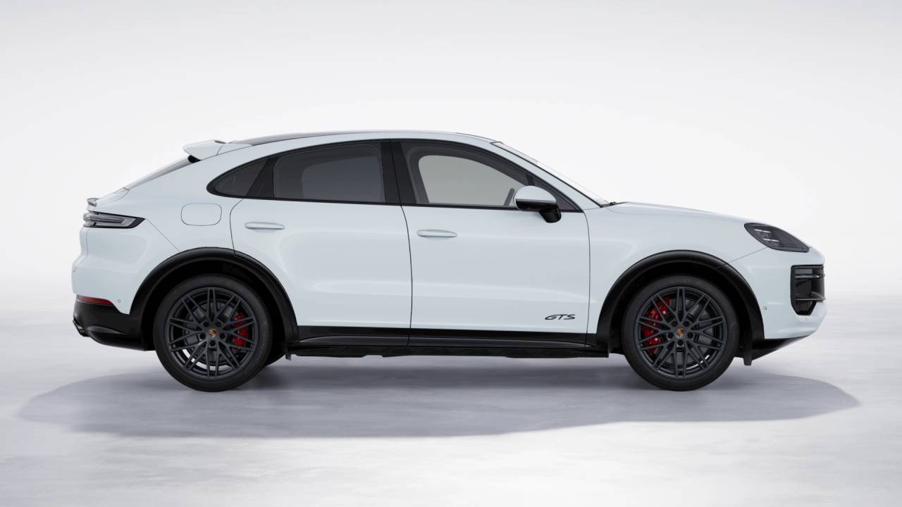 2026 Porsche Cayenne GTS