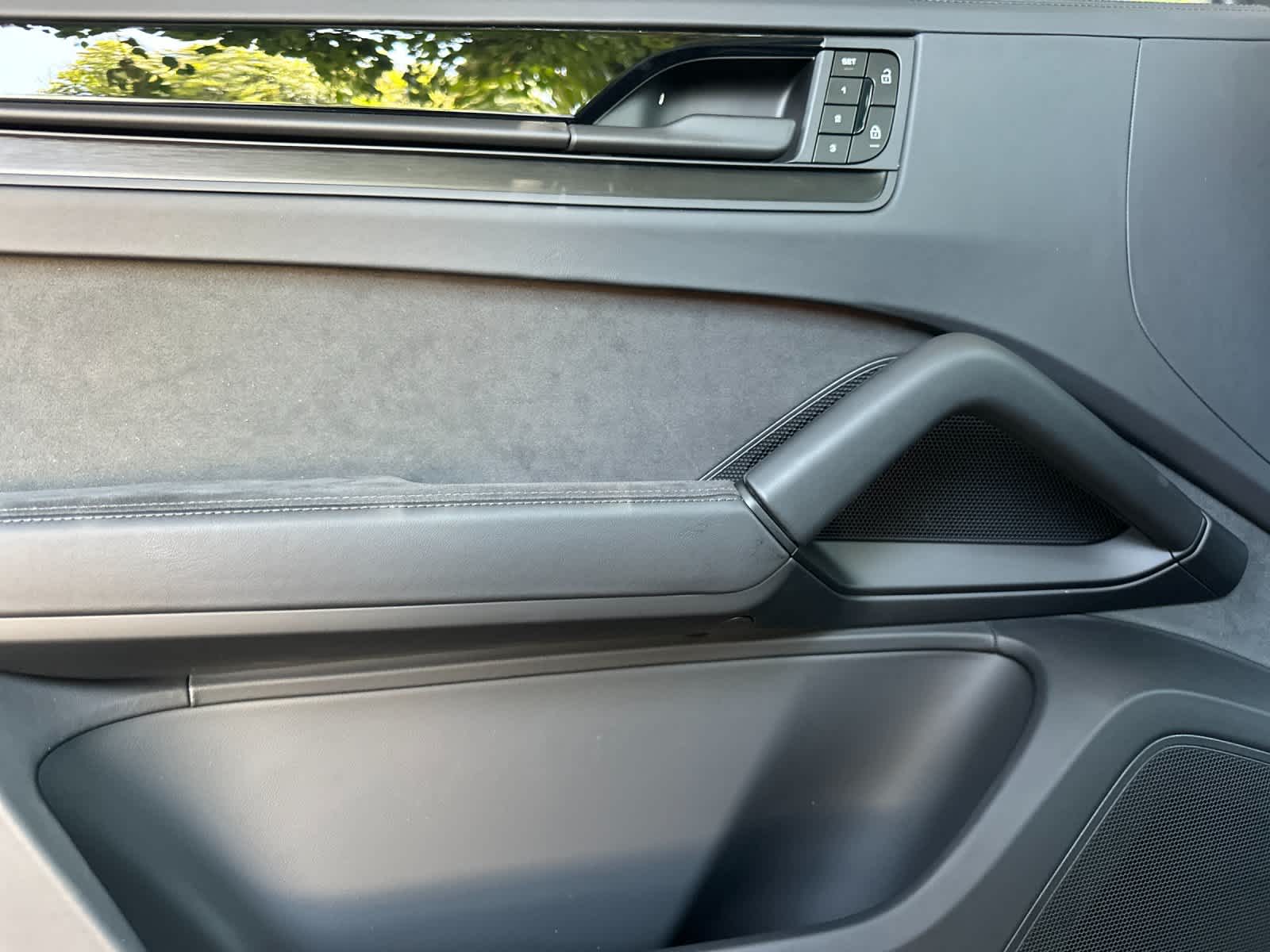 2026 Porsche Cayenne Cayenne GTS Coupe
