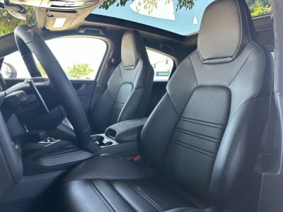 2026 Porsche Cayenne Cayenne GTS Coupe