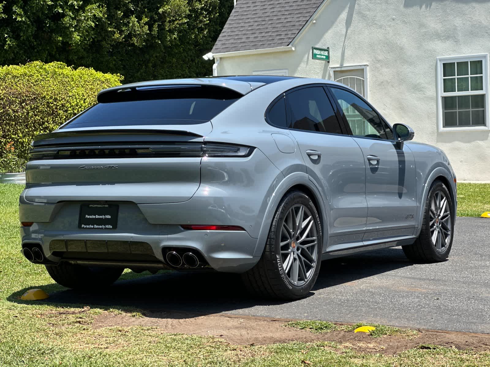 2026 Porsche Cayenne Cayenne GTS Coupe