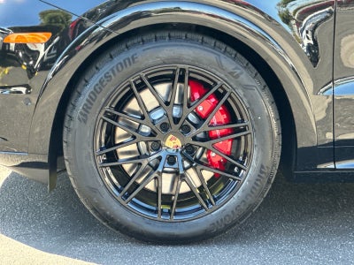 2026 Porsche Cayenne GTS Coupe