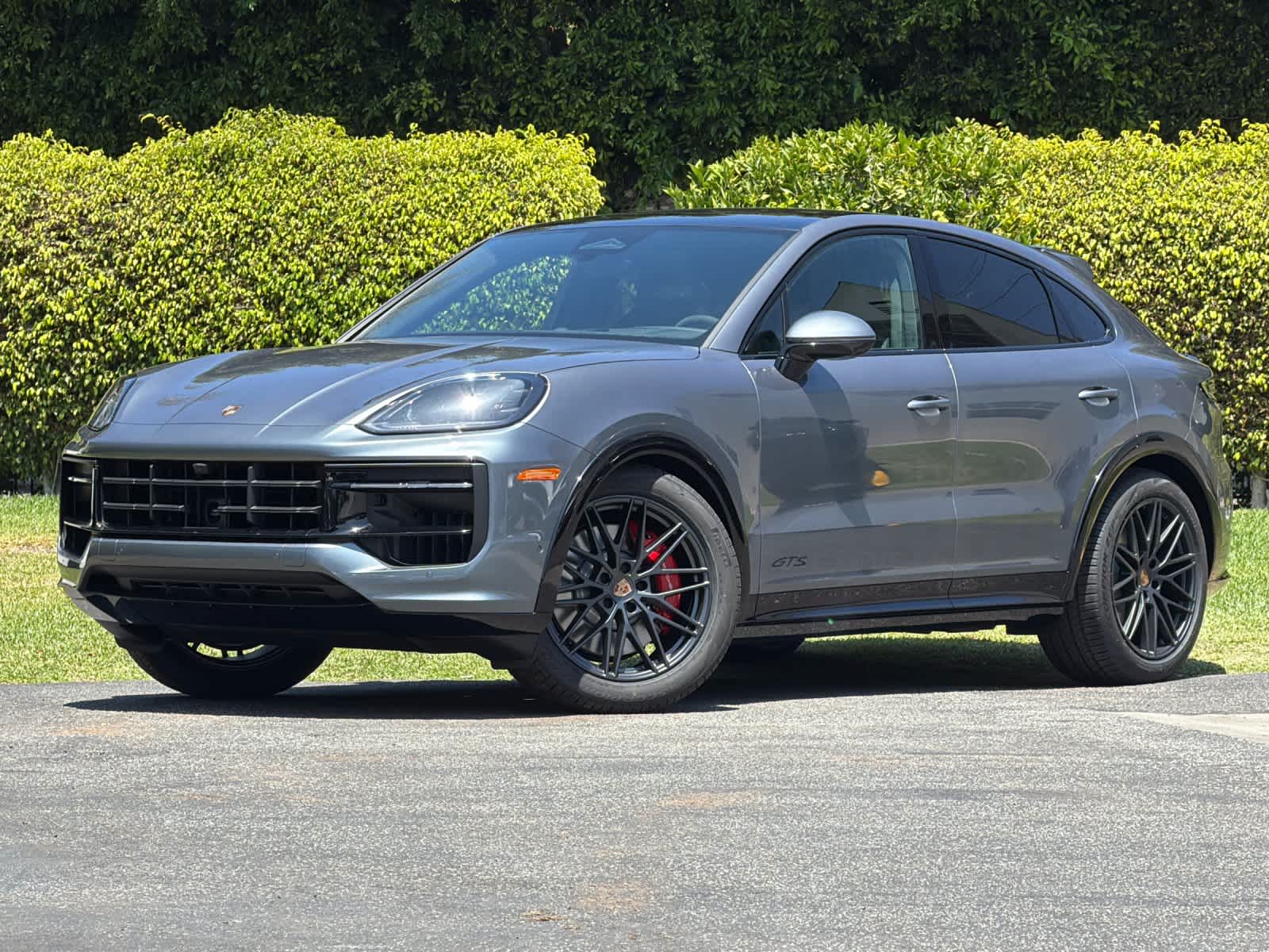 2026 Porsche Cayenne Cayenne GTS Coupe