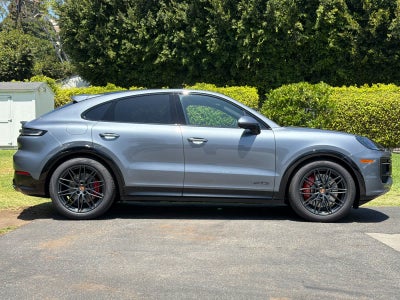 2026 Porsche Cayenne Cayenne GTS Coupe
