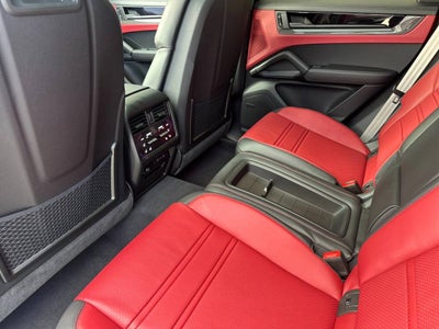 2026 Porsche Cayenne GTS