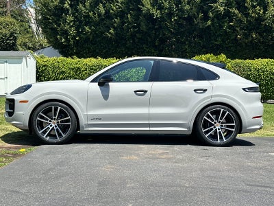 2026 Porsche Cayenne GTS Coupe