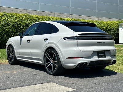 2026 Porsche Cayenne GTS Coupe