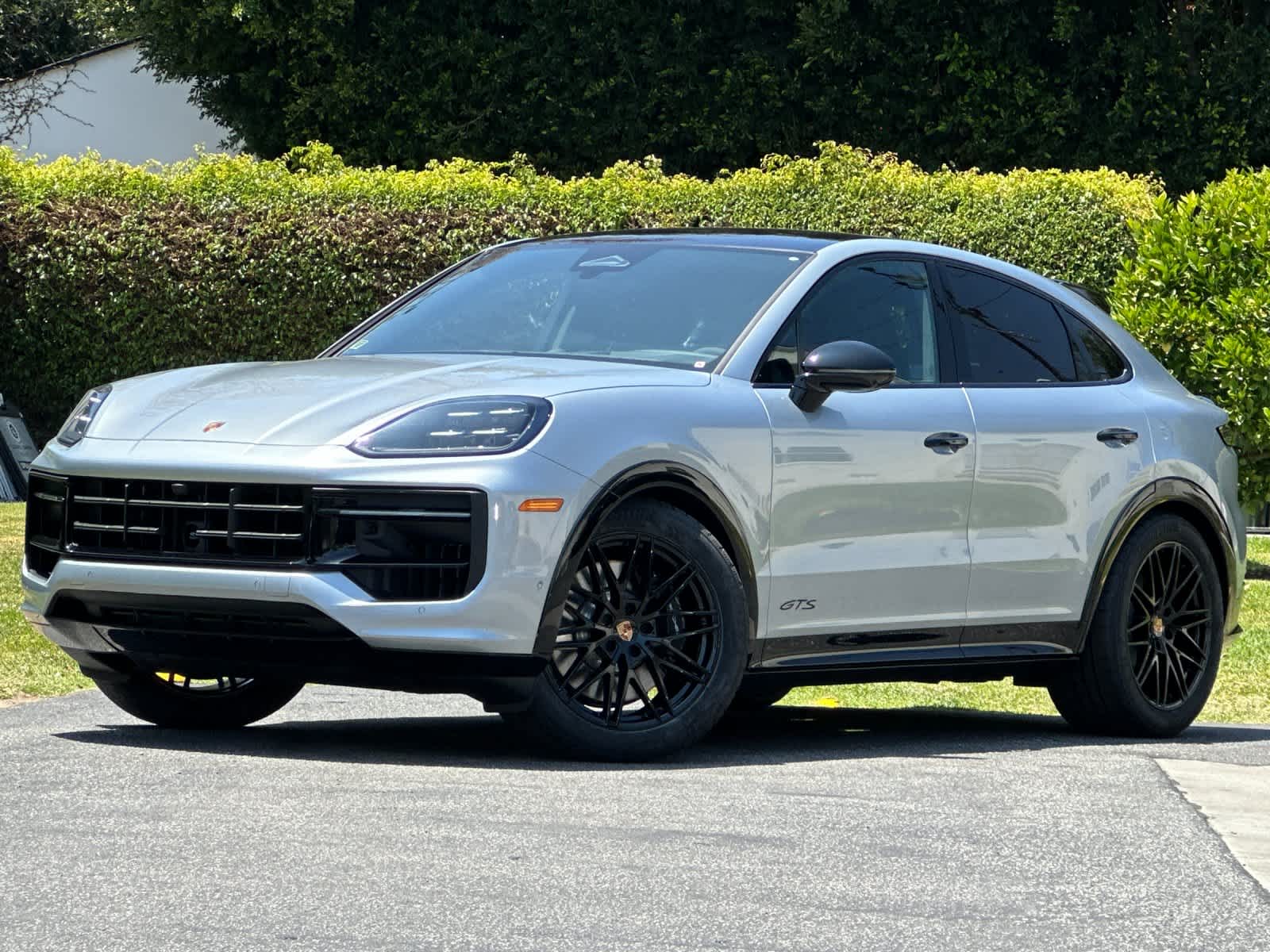 2026 Porsche Cayenne Cayenne GTS Coupe