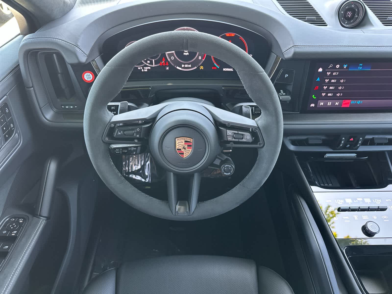 2026 Porsche Cayenne Cayenne GTS Coupe