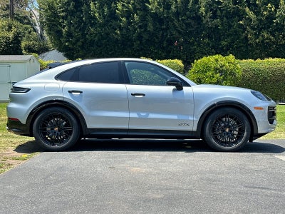 2026 Porsche Cayenne Cayenne GTS Coupe