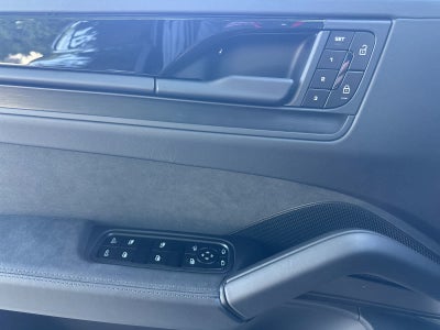 2026 Porsche Cayenne Cayenne GTS Coupe