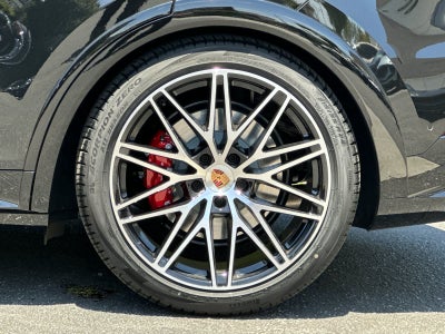 2026 Porsche Cayenne Cayenne GTS Coupe