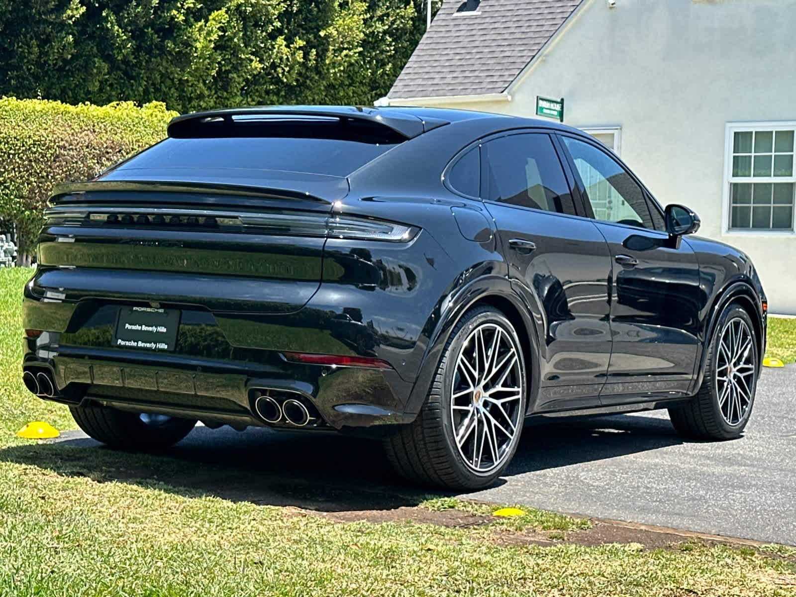 2026 Porsche Cayenne Cayenne GTS Coupe