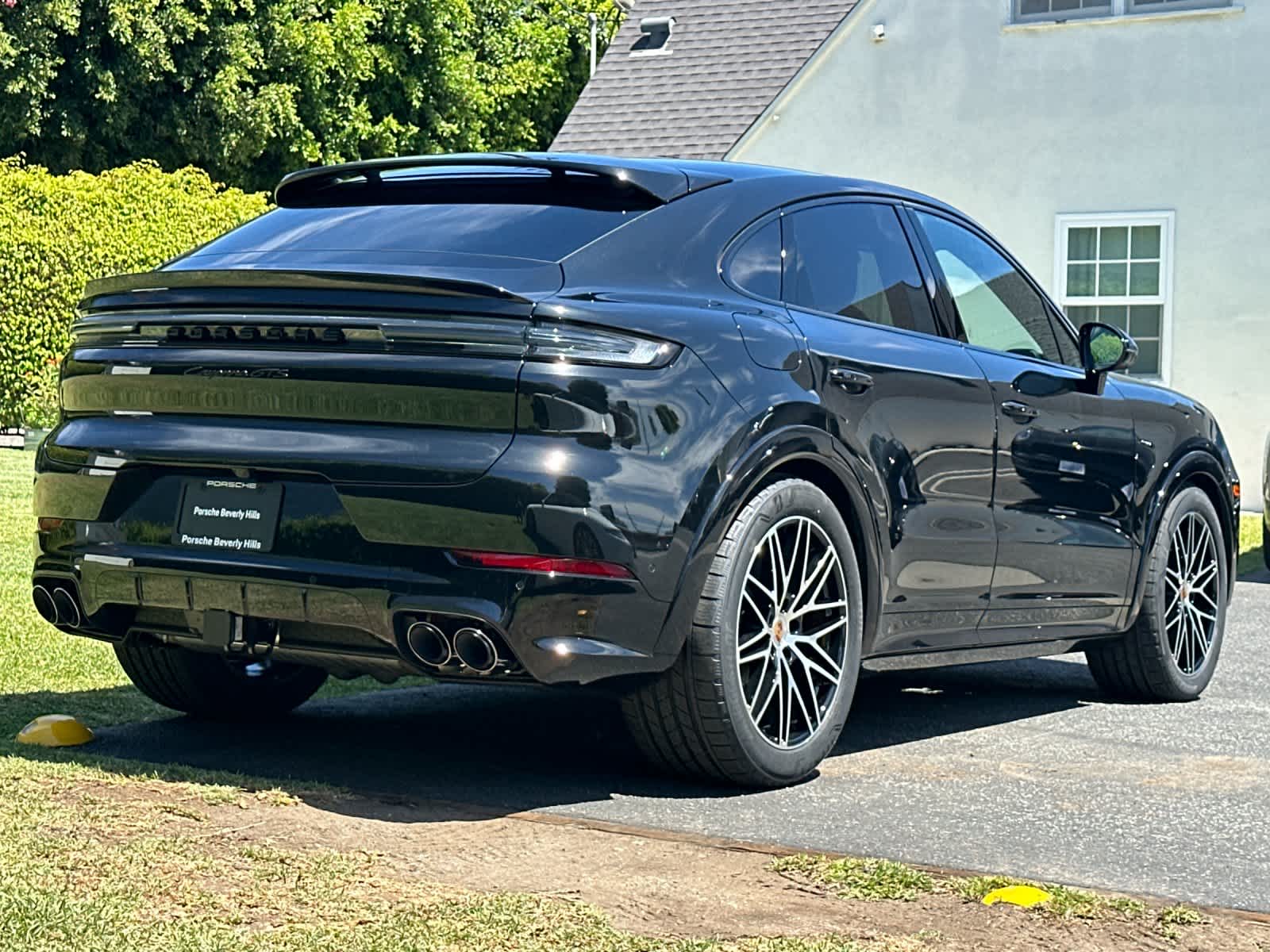 2026 Porsche Cayenne Cayenne GTS Coupe