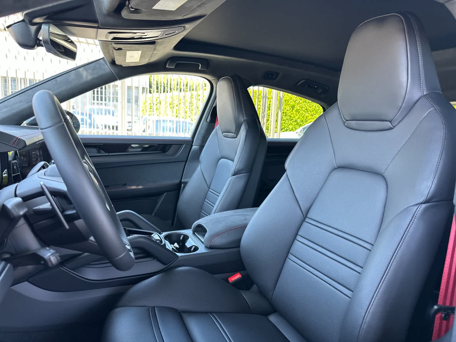 2026 Porsche Cayenne GTS Coupe