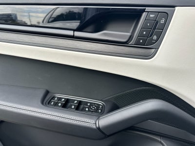 2026 Porsche Cayenne Cayenne GTS Coupe
