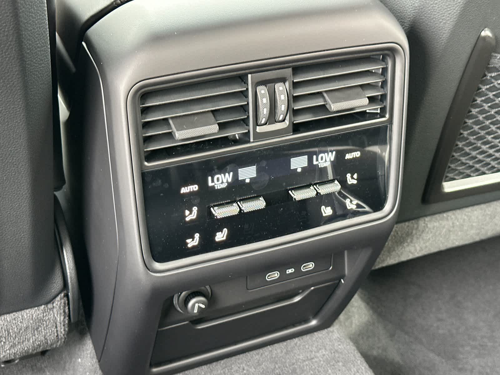 2026 Porsche Cayenne Cayenne GTS Coupe
