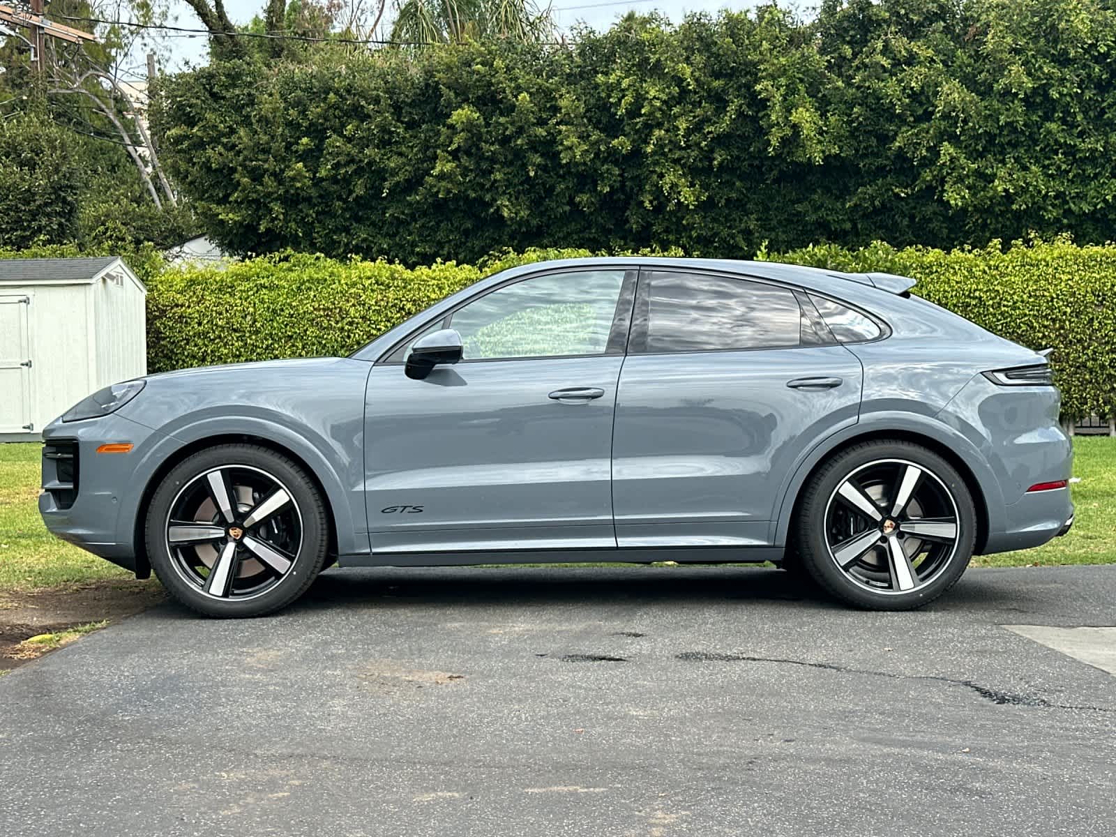 2026 Porsche Cayenne Cayenne GTS Coupe