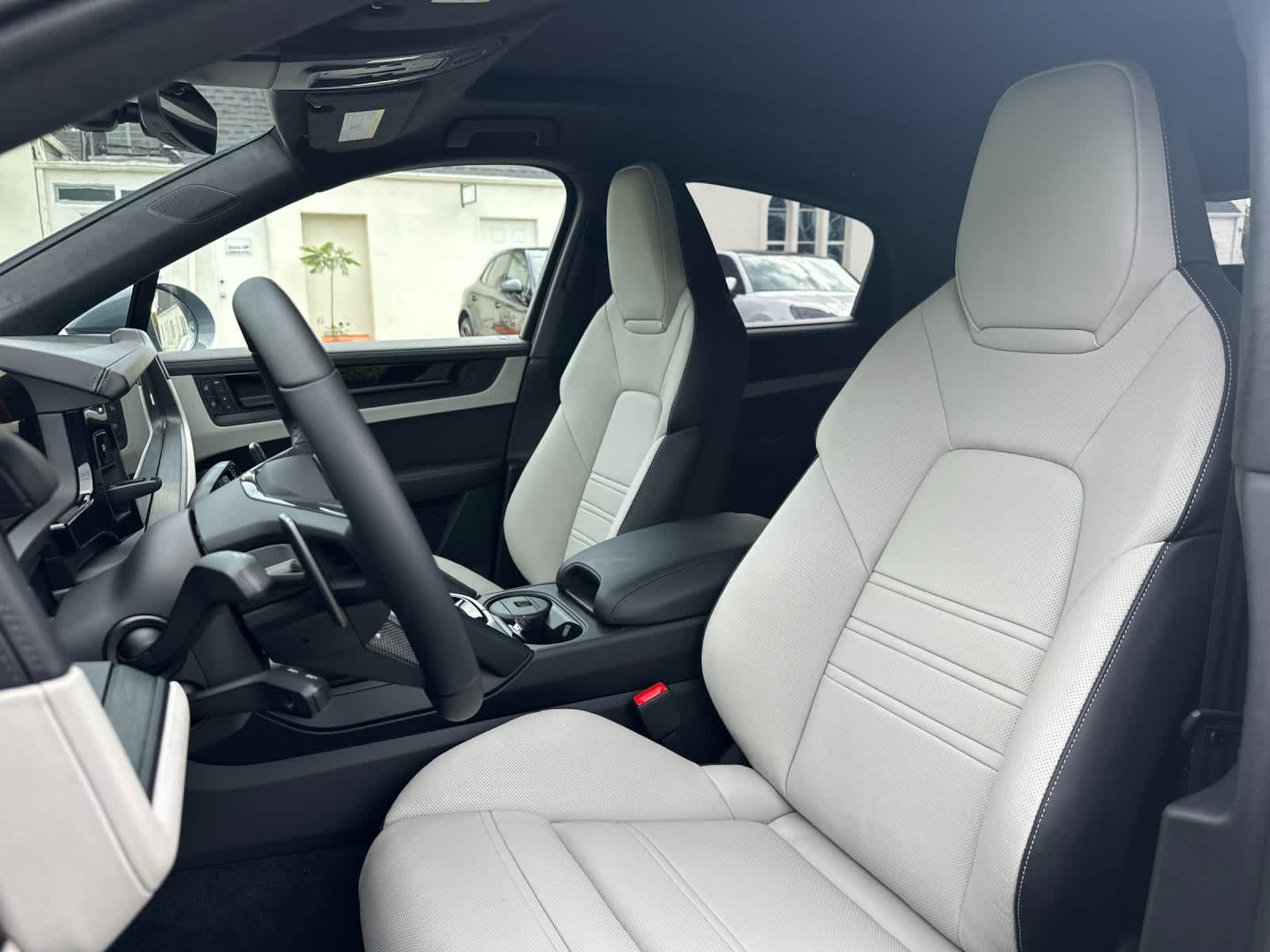 2026 Porsche Cayenne Cayenne GTS Coupe