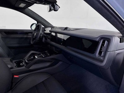 2025 Porsche Cayenne GTS Coupe