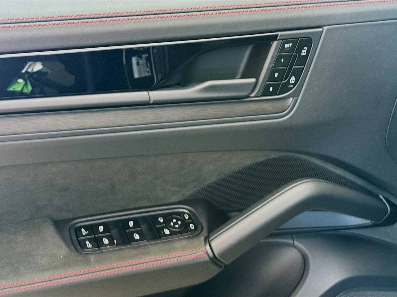 2026 Porsche Cayenne GTS