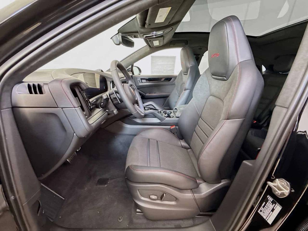 2026 Porsche Cayenne GTS