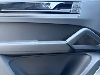 2026 Porsche Cayenne Cayenne GTS Coupe