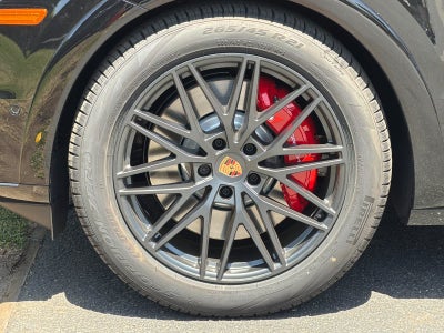 2026 Porsche Cayenne Cayenne GTS Coupe