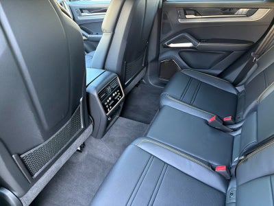 2026 Porsche Cayenne Cayenne Turbo GT