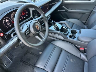 2026 Porsche Cayenne Cayenne S Coupe