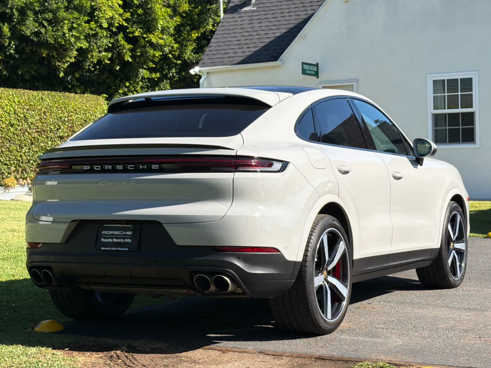 2024 Porsche Cayenne Cayenne S Coupe