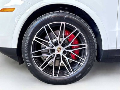 2024 Porsche Cayenne S